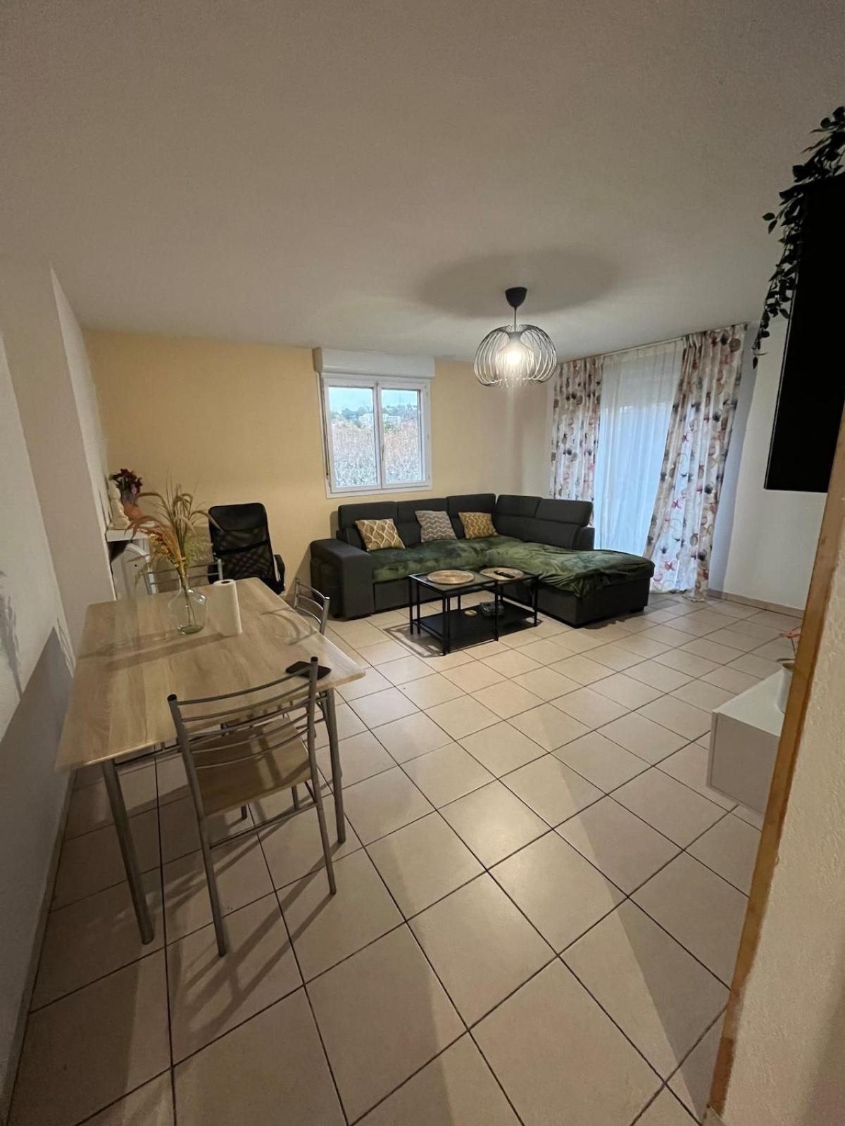 Appartement Spacieux Avec Piscine Marselha Exterior foto