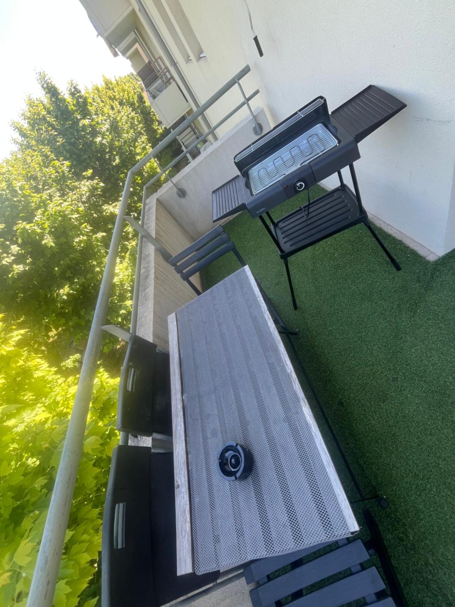 Appartement Spacieux Avec Piscine Marselha Exterior foto